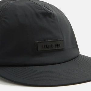 ESSENTIALS baseball hat “ FEAR OF GOD” (black on black)